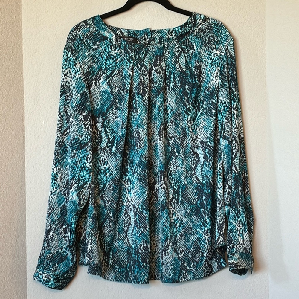 Jones New York Satin Snake Print Blouse 20W Blue
